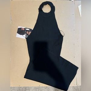 2 naked wardrobe Takin’ Knit To The Top
In Orange and black